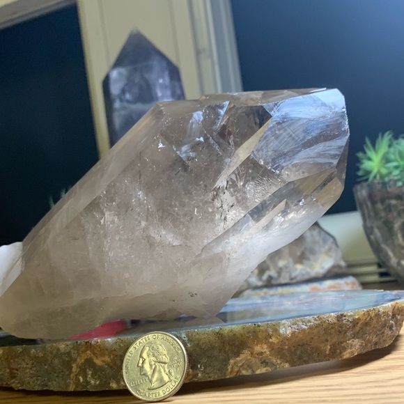 SOLD🔴🔴🔴MASSIVE! 2.6 Lb Skeletal Quartz Point - Picture 8 of 8